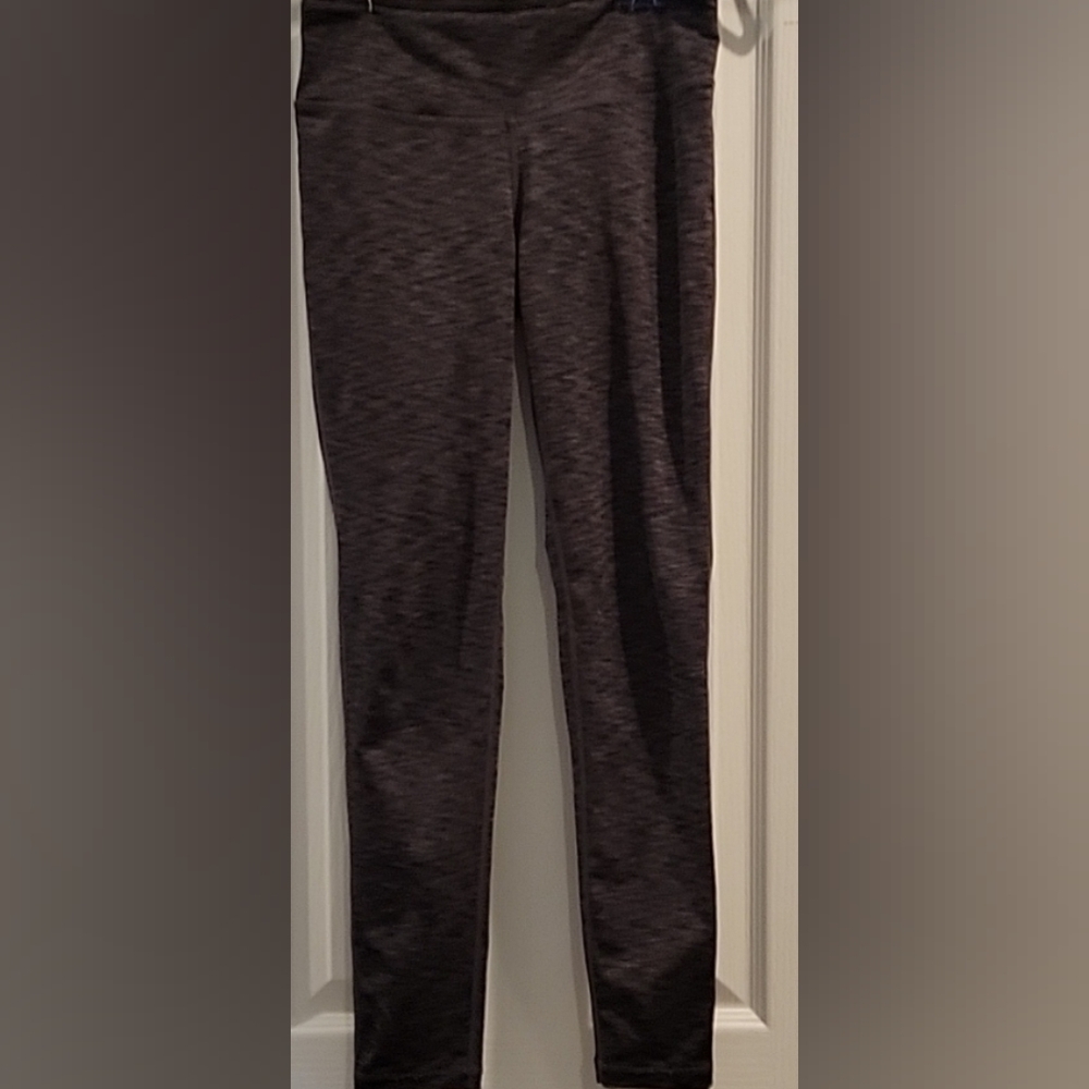 ARITIZA TNA Pants EUC, Size SM.